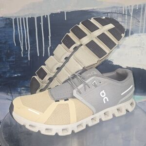 On Cloud 5 Reflective Shell Sole Cloudtec Sneaker Fog Savannah Size 11 59-98017